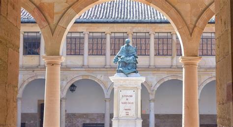 Le Musée de la Salle en Fer! Découvrez l'histoire fascinante d'Oviedo à travers des œuvres d'art exceptionnelles.