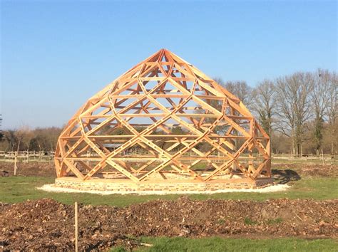 Le Musée du Géodôme : Un Joyau Météorique et un Voyage dans le Temps !