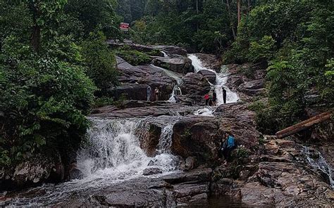 Le Gunung Ledang, un sommet mystique avec une légende envoûtante!