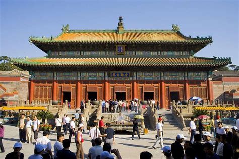 Le Palais d'Été de Chengde: Un joyau impérial niché dans la montagne !