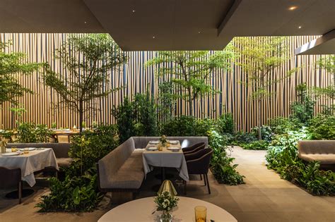 Le Pavillon Begonia : Un Joyau d'Architecture Ming et de Verdure Exotique!